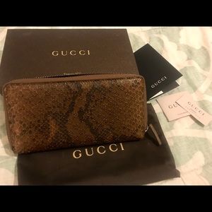 Gucci wallet